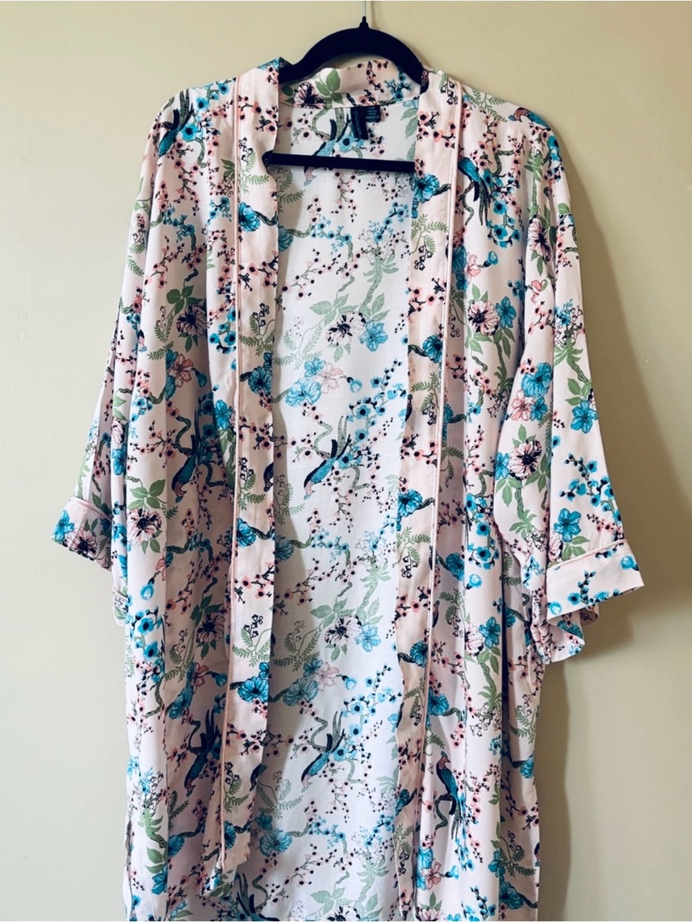 Cynthia Rowley Floral Kimono/ Robe - Pale Pink, Blue & Green